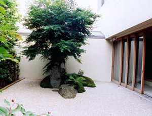 Grten in Japan